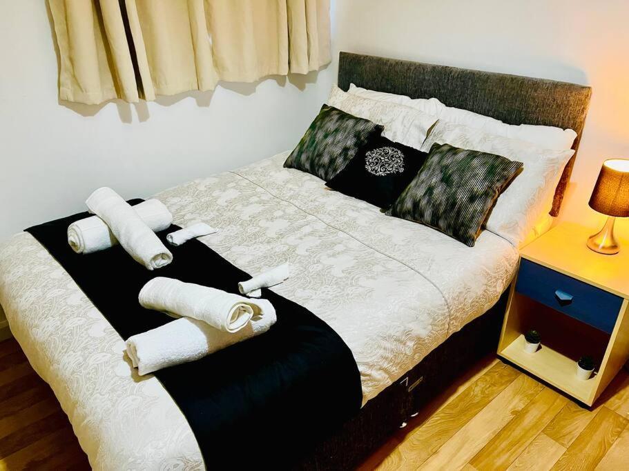 Glamorous Palace With Spa Bath ノース・シールズ エクステリア 写真